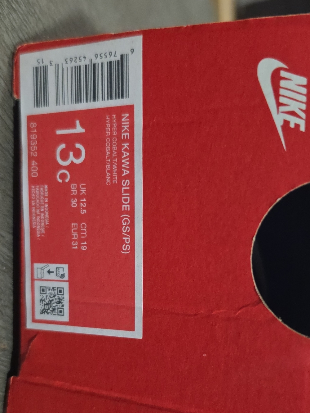 Label on a shoe box